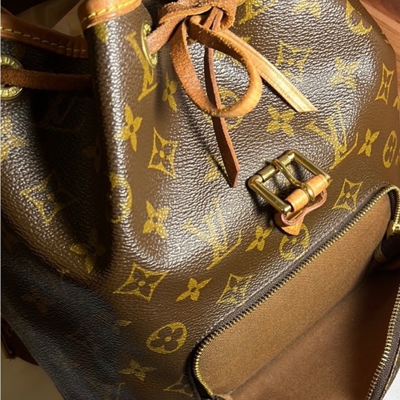 Authentic Louis Vuitton Montessori MM - Picture 4 of 7